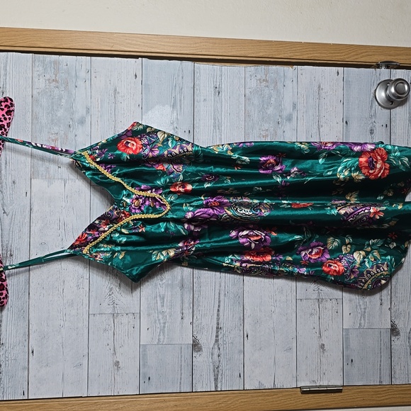 Vintage Expressions By California Dynasty Teal Floral Print Satin Slip Dress - Picture 2 of 8